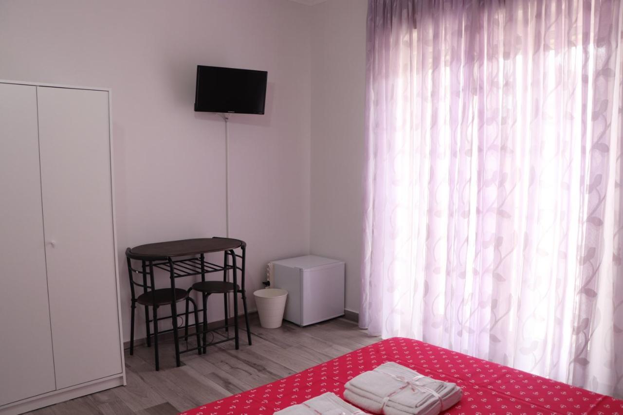 B&B Francesco Fly Νάπολη Εξωτερικό φωτογραφία